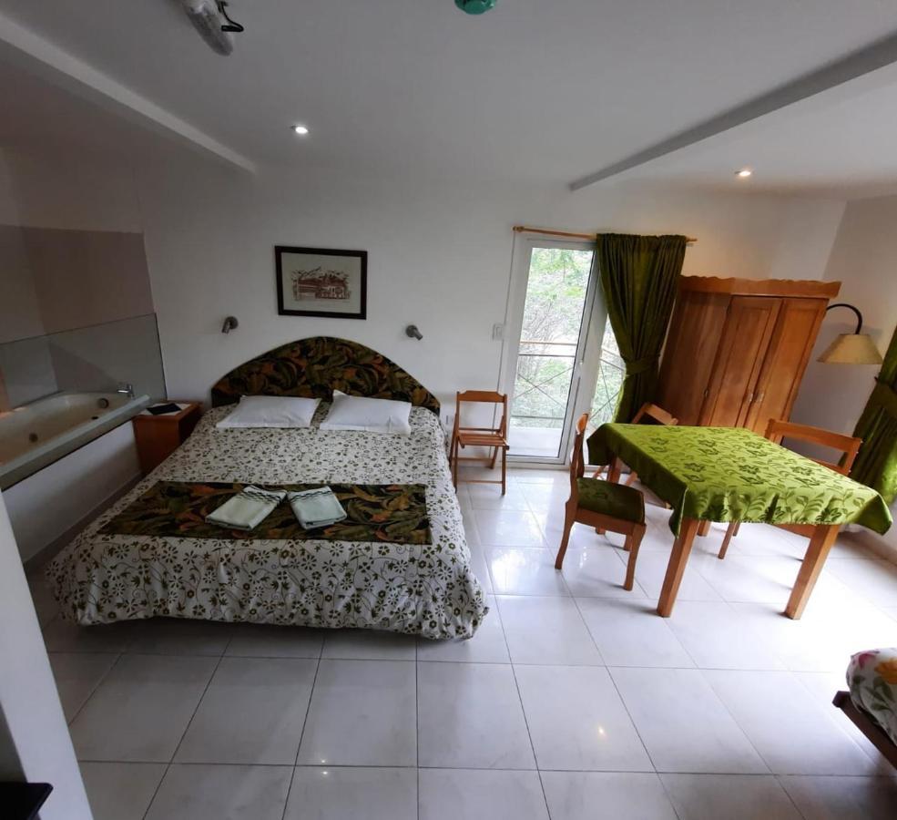 Familia Piatti B&B - Suites Ushuaia Kültér fotó